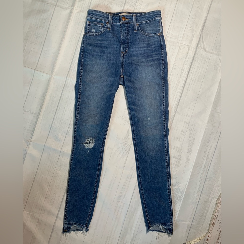 Madewell Curvy High Rise skinny jeans. Size 26.